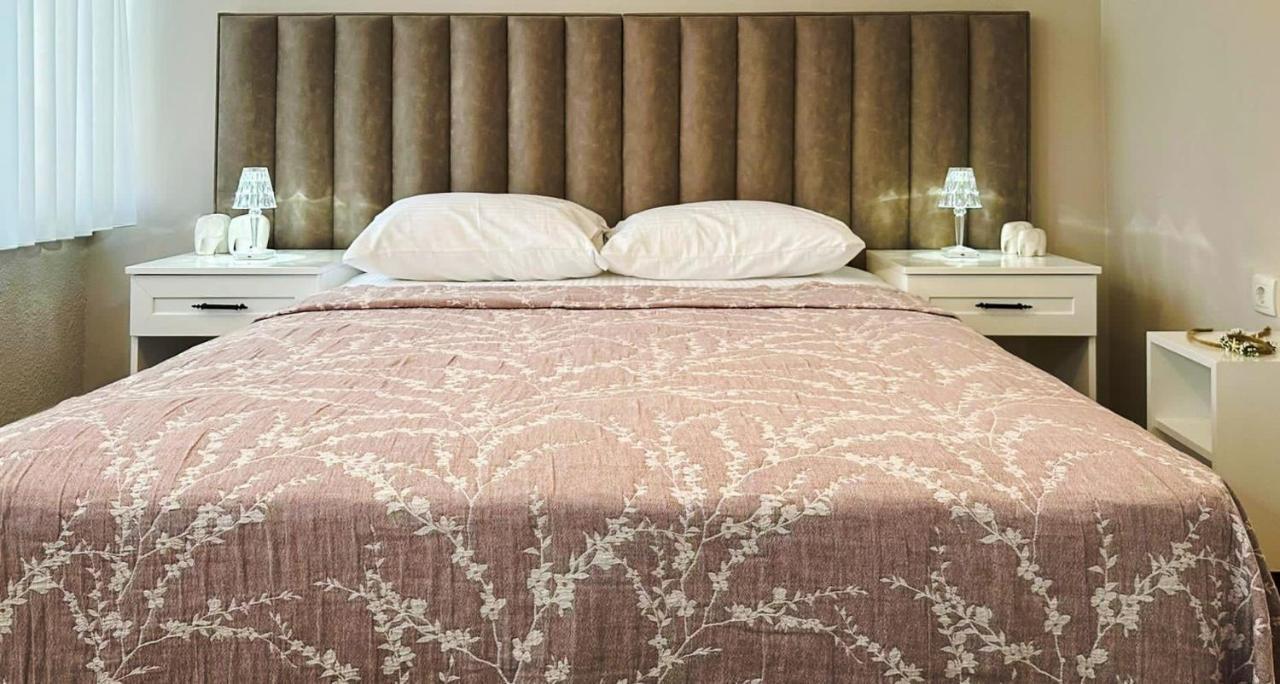Hi Hotel Ivy Bueyuekada アダラー エクステリア 写真